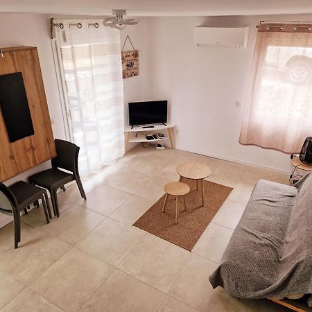 Bel Appartement Duplex Ventabren Esterno foto