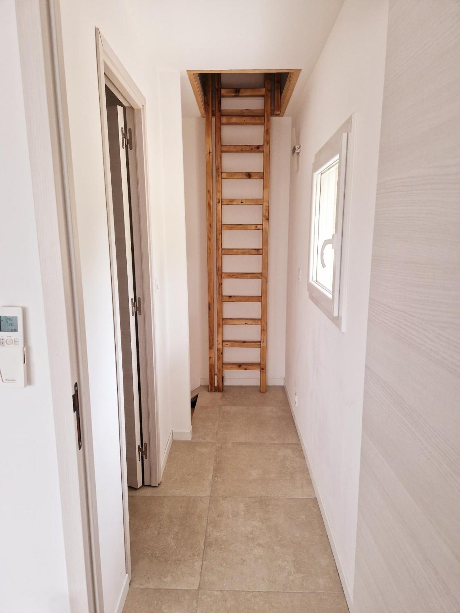 Bel Appartement Duplex Ventabren Esterno foto