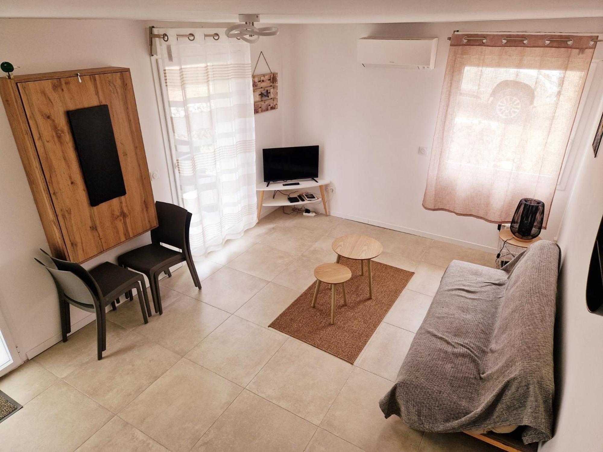 Bel Appartement Duplex Ventabren Esterno foto